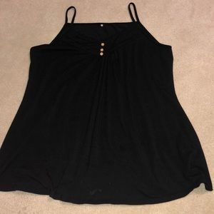 ⭐️ Black Flowy Tank with Button Detail